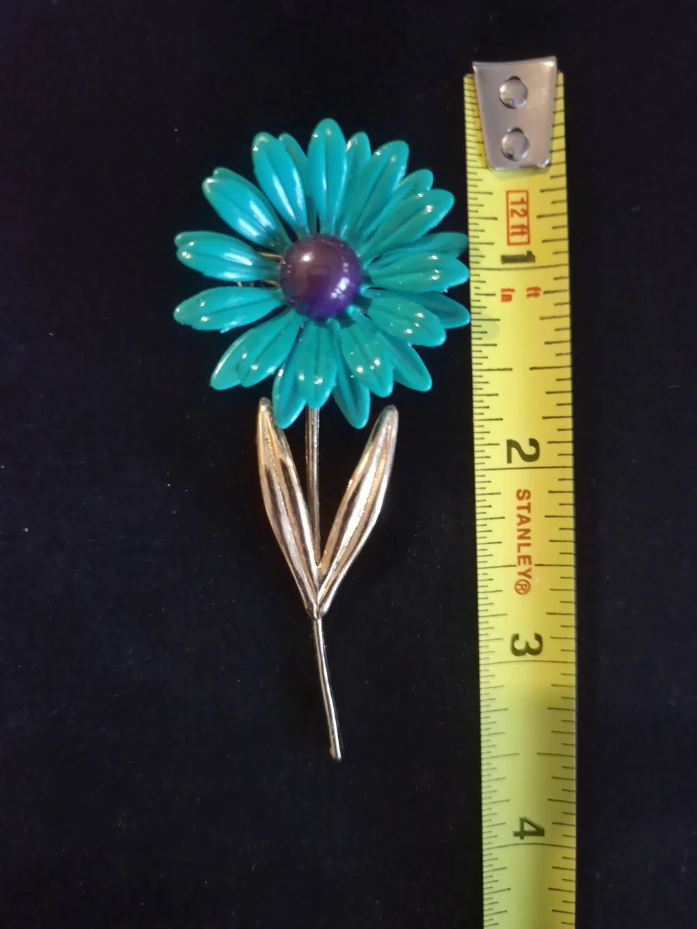 VTG Turquoise Floral Enamel Brooch with Gold Leaves & Purple Center 70's